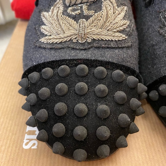 Christian Louboutin Grey Velvet Intern Flats Sz 37 - Picture 2 of 10